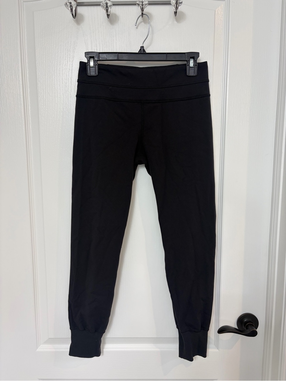 Lululemon Black Cropped Leggings Ribbed Cuffs Size 6